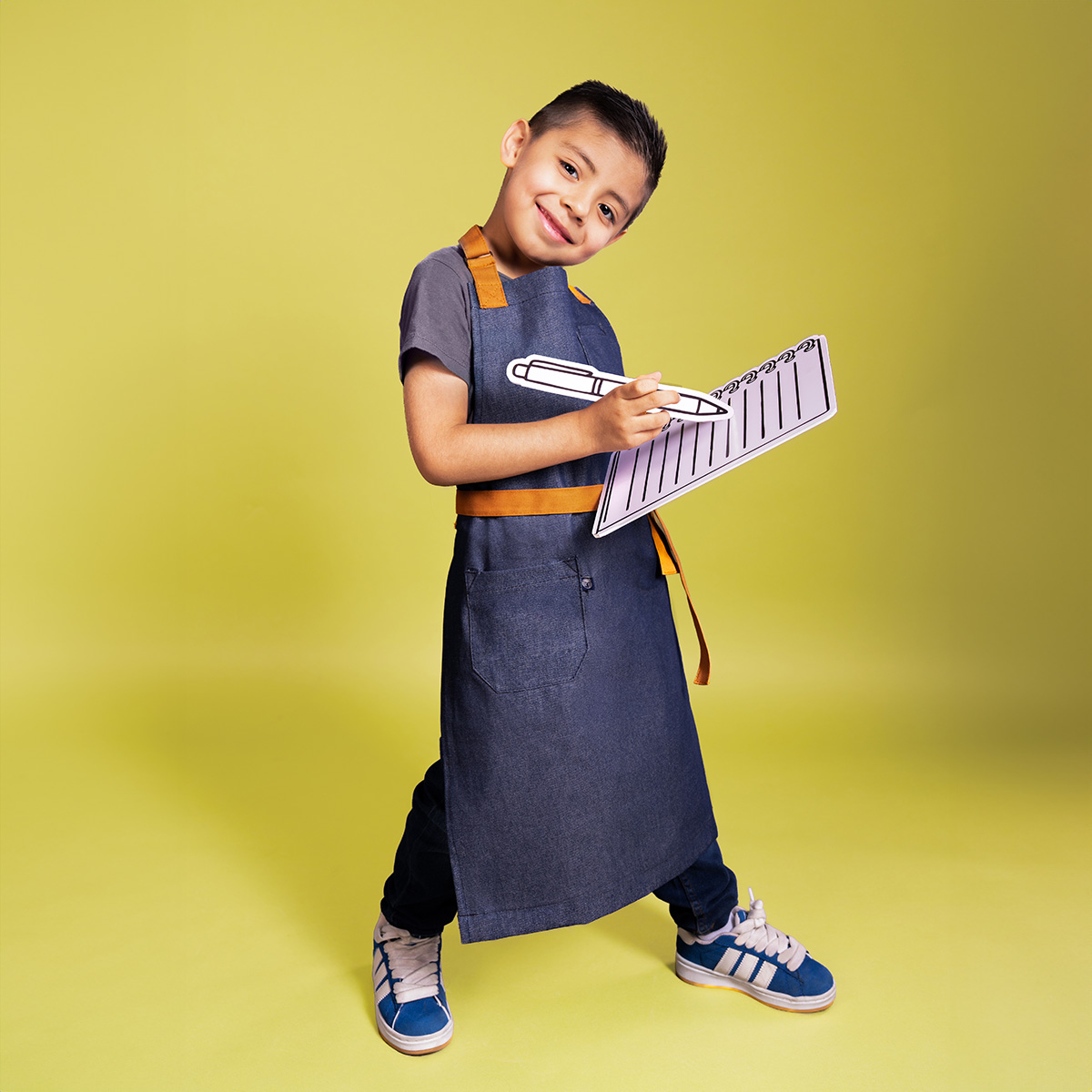 Kit 2 Mandiles KIDS con Bordado gratis - Imagen 5